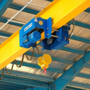 Addetti alla conduzione di carroponte/gru a cavalletto con comando pensile/radiocomando